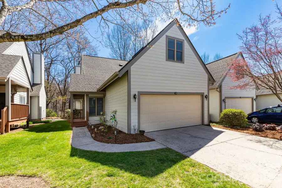 31 Little Cedar Court, Asheville, NC 28805 - #2