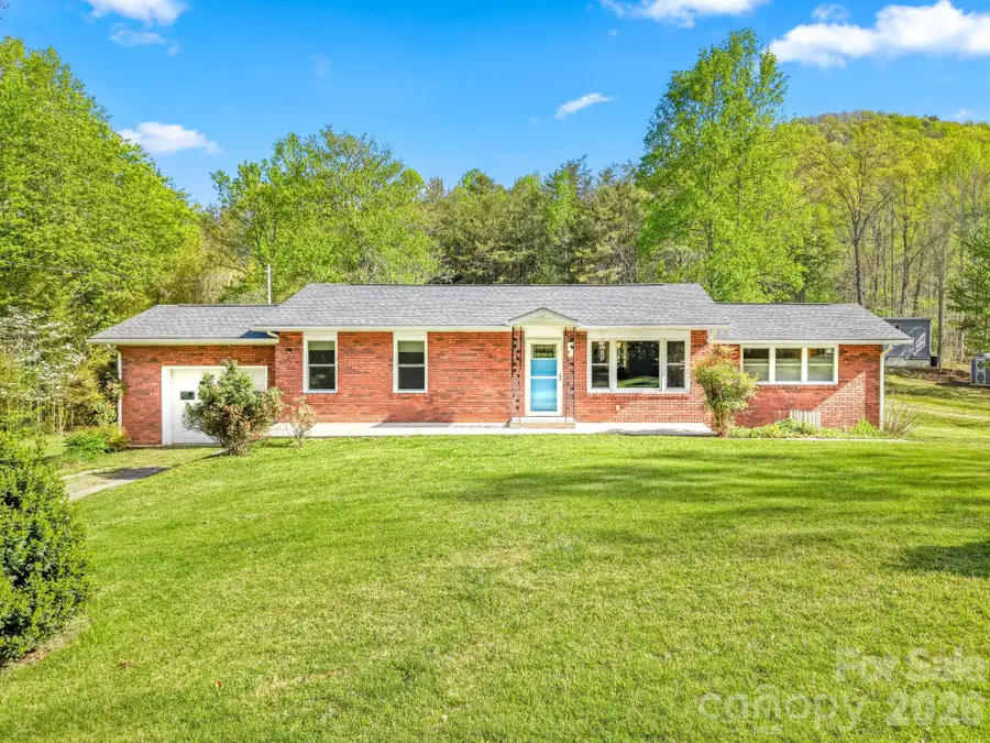 154 Cactus Lane, Franklin, NC 28734 - #2