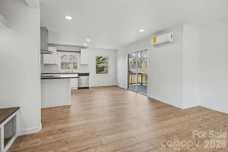 40 Evelake Drive, Asheville, NC 28806 - #3