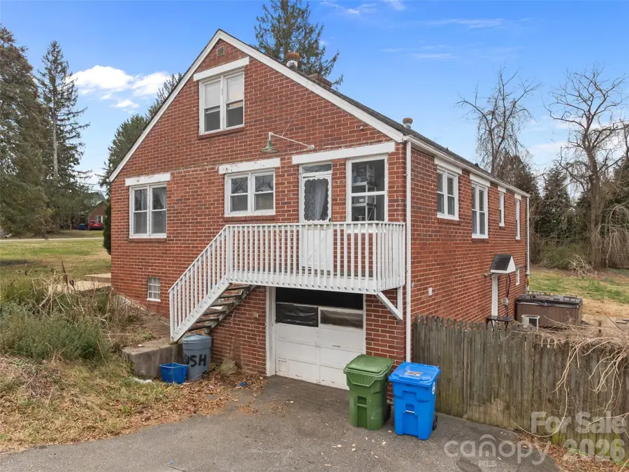 833 Sand Hill Road, Asheville, NC 28806 - #2