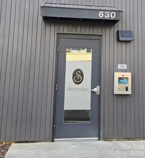 630 Calvert Street #307, Charlotte, NC 28208