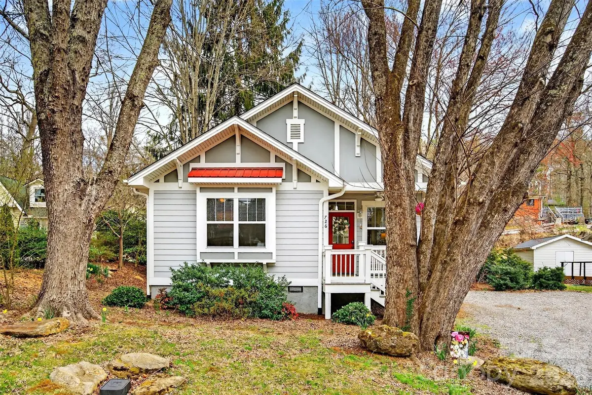 726 Rhododendron Avenue, Black Mountain, NC 28711 - #1