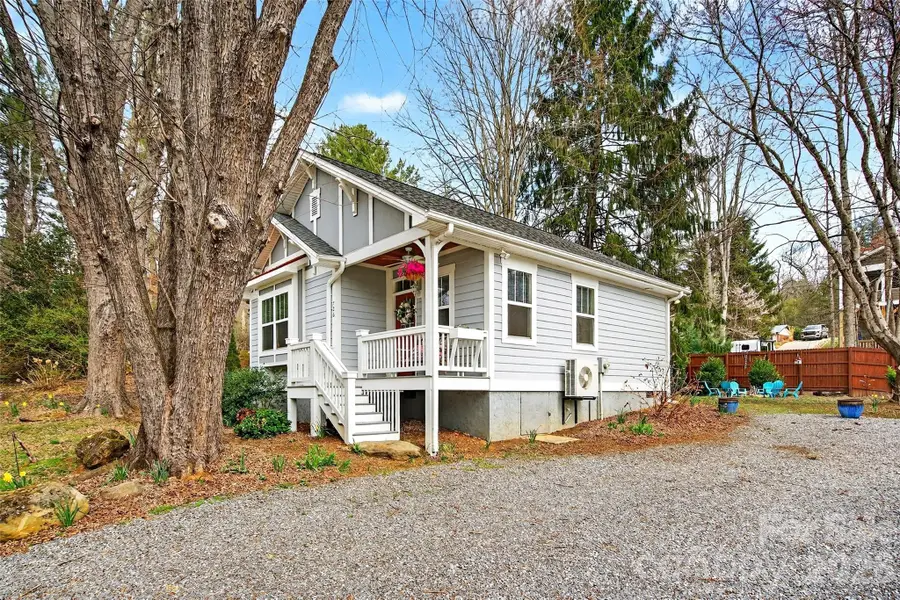 726 Rhododendron Avenue, Black Mountain, NC 28711 - #3
