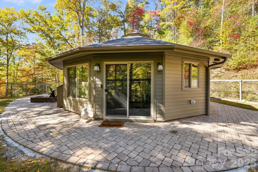 16 Caddis Court, Marshall, NC 28753 - #3