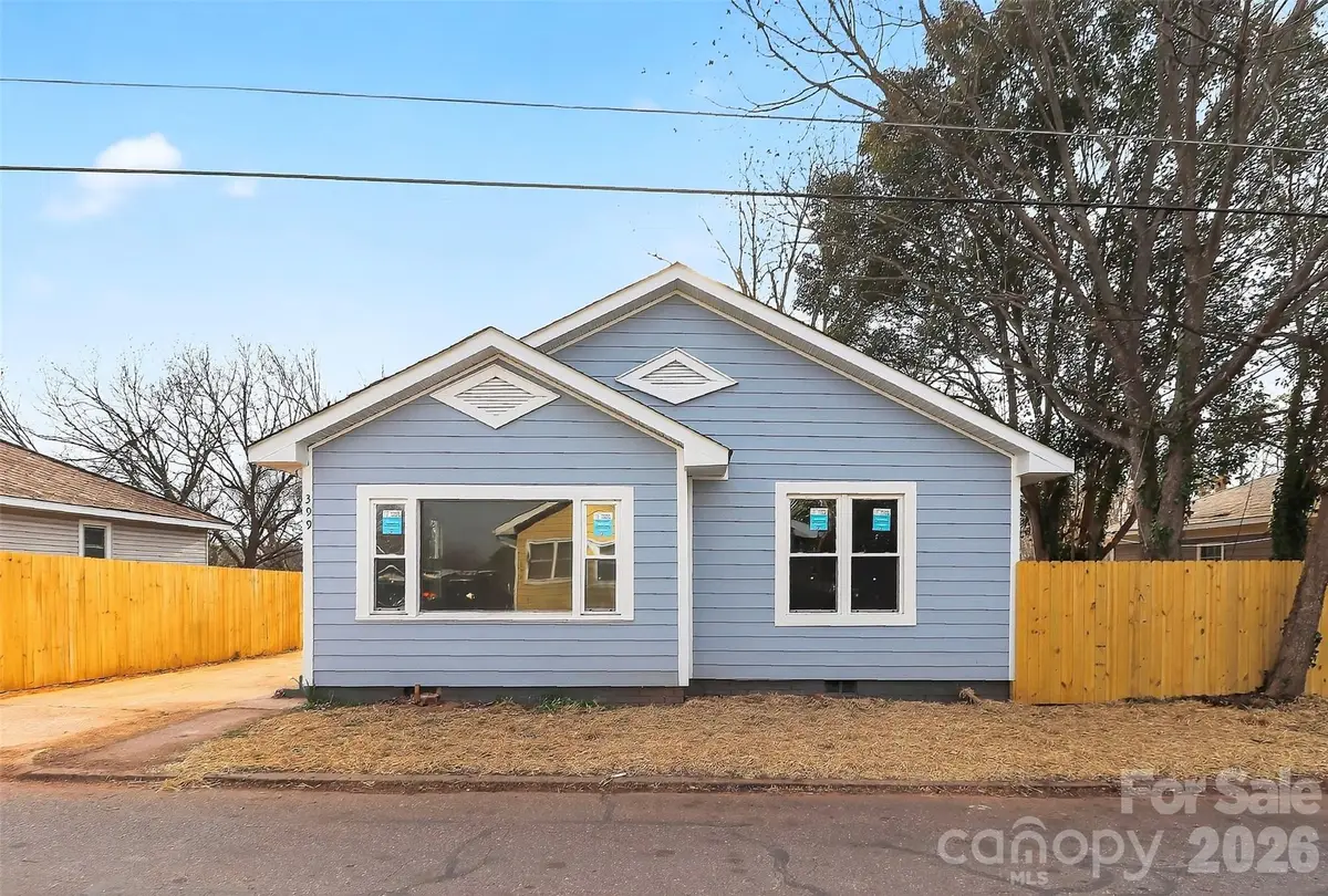 399 Woodlawn Avenue, Cramerton, NC 28032 - #1