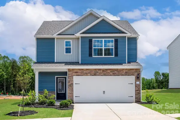 6729 Fairford Drive, Charlotte, NC 28215