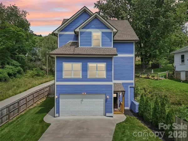 8 Apple Lane, Asheville, NC 28804