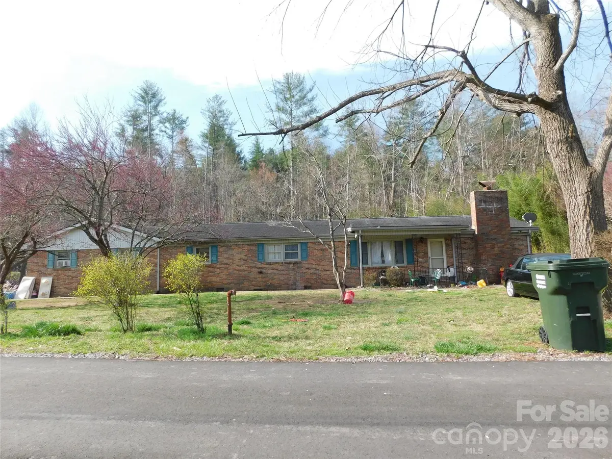 102 Jeff Street, Hendersonville, NC 28739 - #1