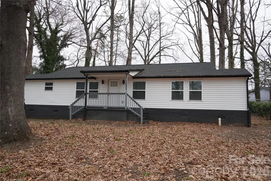 2631 Kenhill Drive, Charlotte, NC 28208 - #2