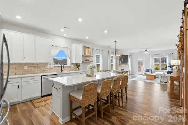 331 Ox Bow Circle, Mount Holly, NC 28120