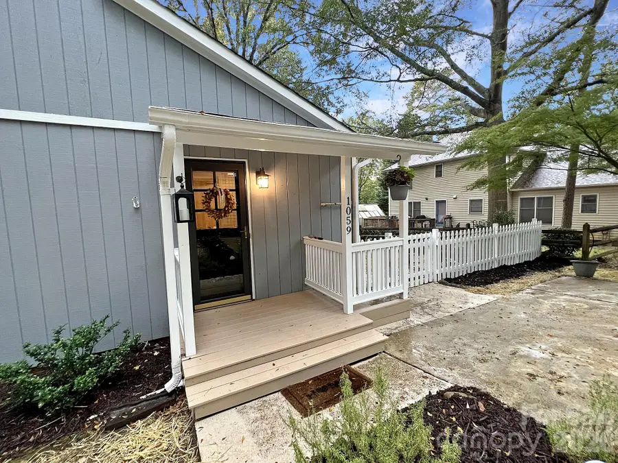 1059 Woodlake Lane, Tega Cay, SC 29708 - #2