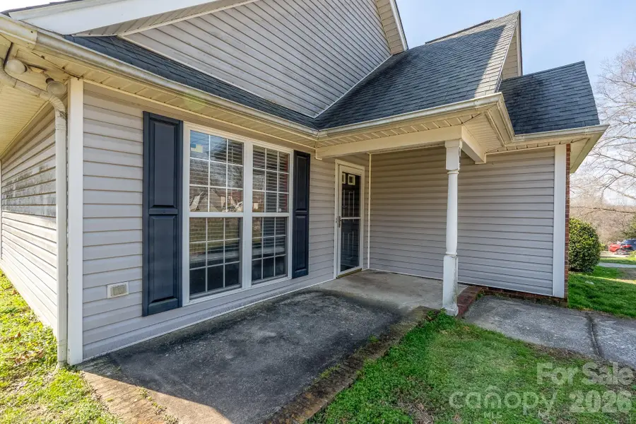 1105 S Walnut Street, Kannapolis, NC 28081 - #2