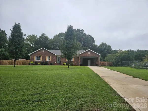 11001 S Hampton Drive, Mint Hill, NC 28227
