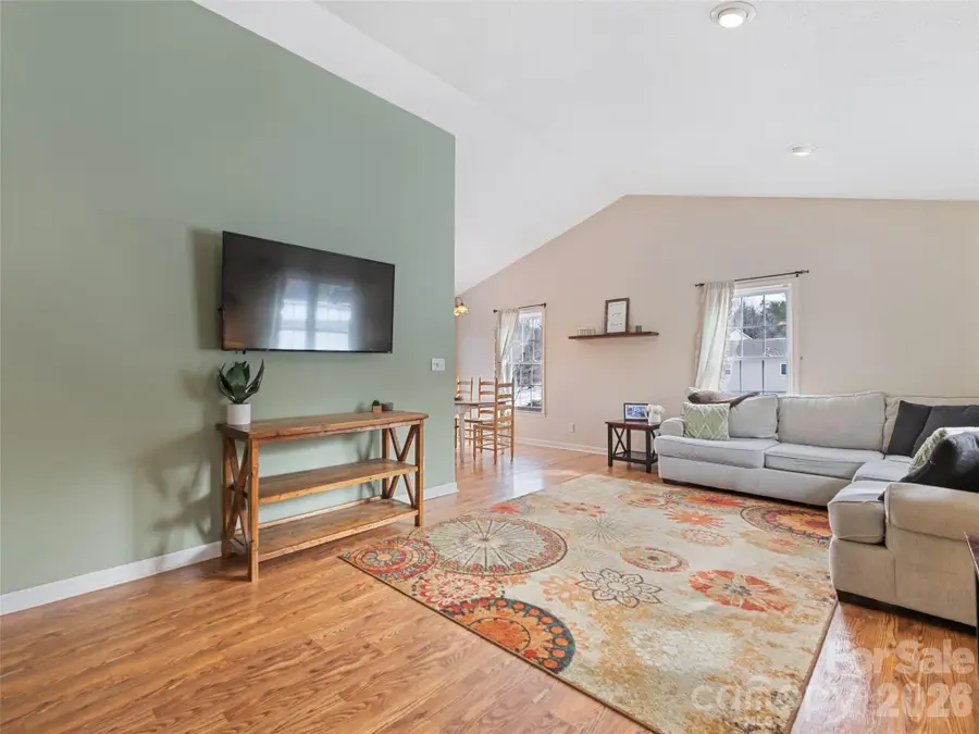 30 Woodruff Street, Canton, NC 28716 - #3