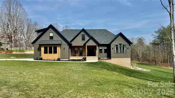 1360 Sain Road, Hickory, NC 28602