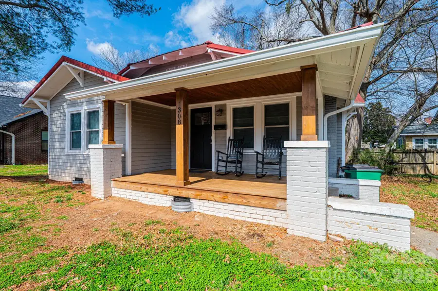 308 W Sycamore Street, Lincolnton, NC 28092 - #2