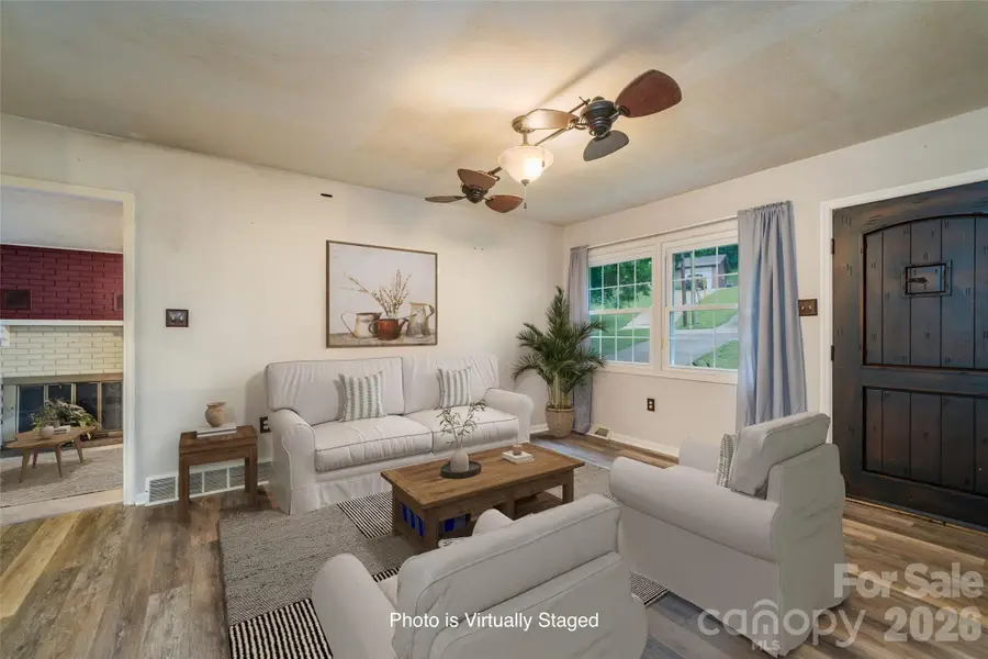 6 Hillview Circle, Asheville, NC 28805 - #3