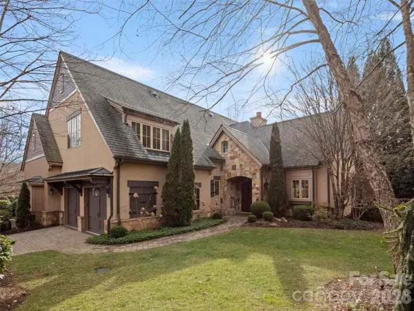 575 Walnut Valley Parkway, Arden, NC 28704