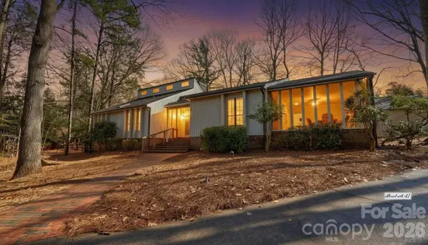 8509 Waters Point Court, Charlotte, NC 28277