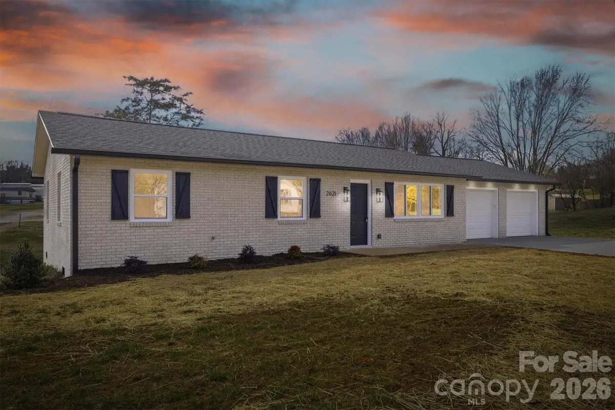 2621 Fairwood Drive Se, Hudson, NC 28638 - #1