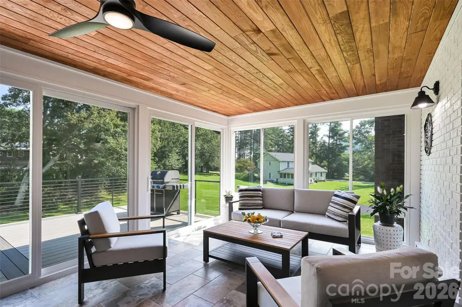 507 Fenwick Court, Hendersonville, NC 28739 - #3