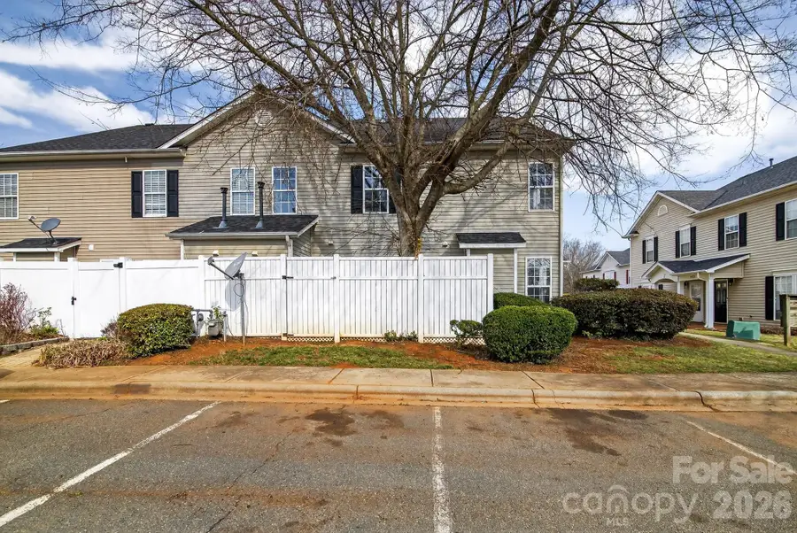 1911 Flushing Court, Charlotte, NC 28215 - #3