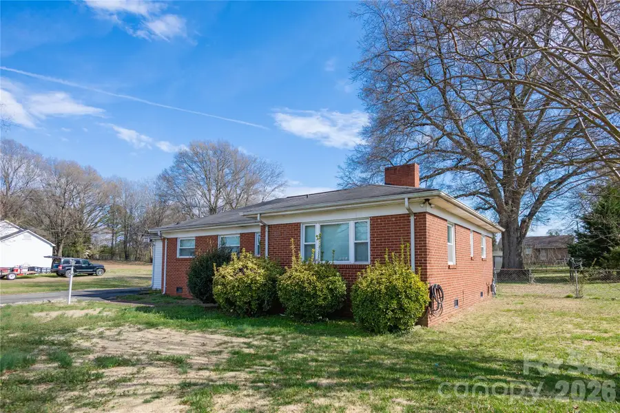 214 N North Dakota Street, Charlotte, NC 28216 - #2