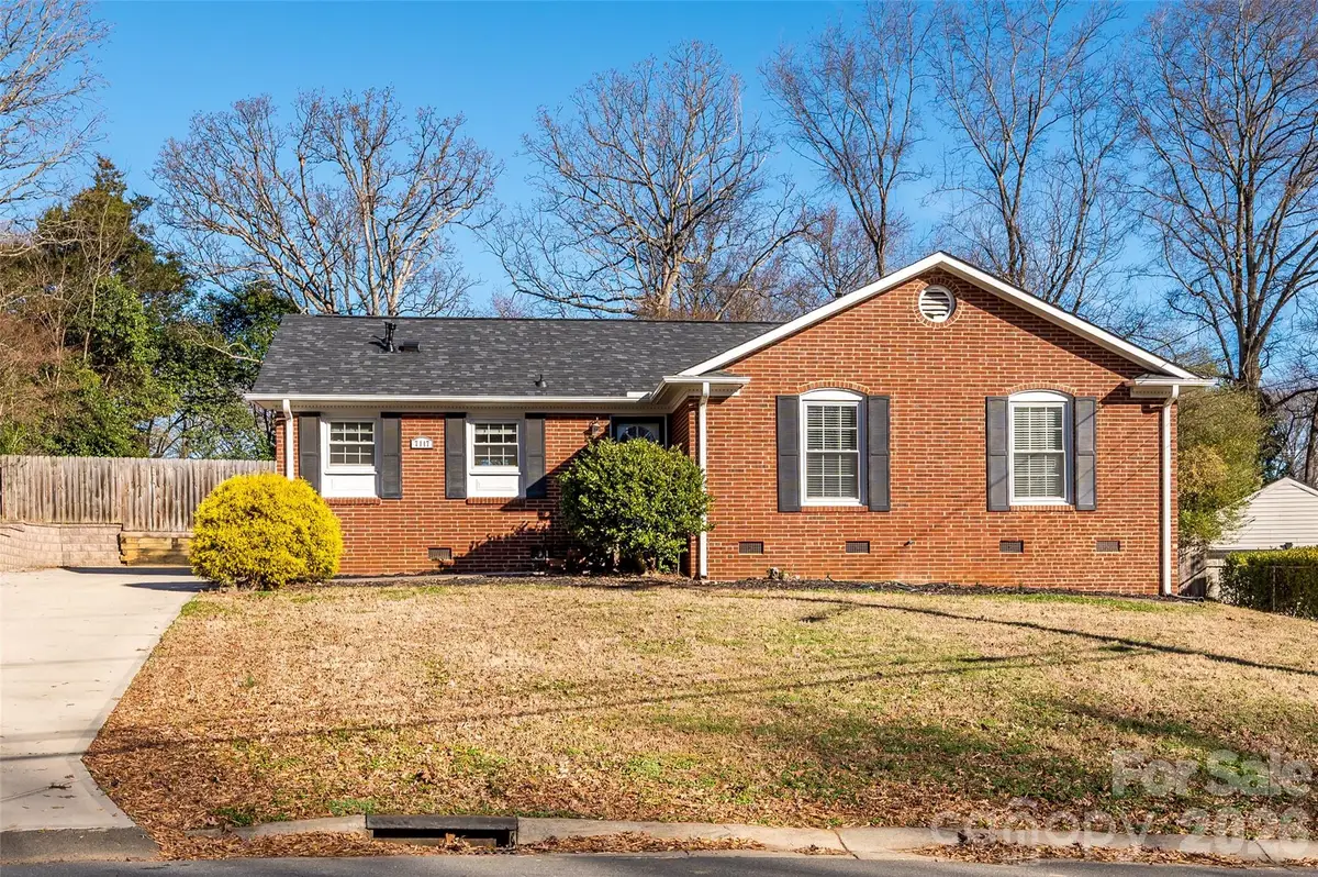 7117 Woodstream Drive, Charlotte, NC 28210 - #1