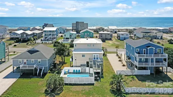 1018 W Dolphin Drive W, Oak Island, NC 28465