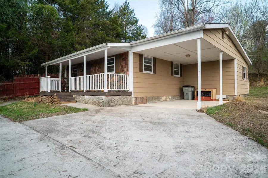 813 Severt Circle, Lenoir, NC 28645 - #3