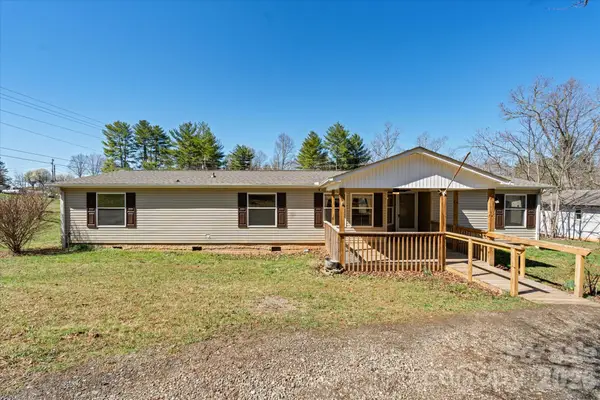18 Ford Valley Road, Weaverville, NC 28787