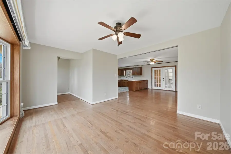 2010 Elizabeth Avenue, Hickory, NC 28602 - #3