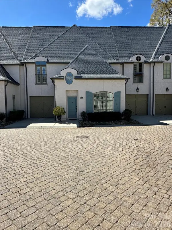 4508 Avignon Lane, Charlotte, NC 28226