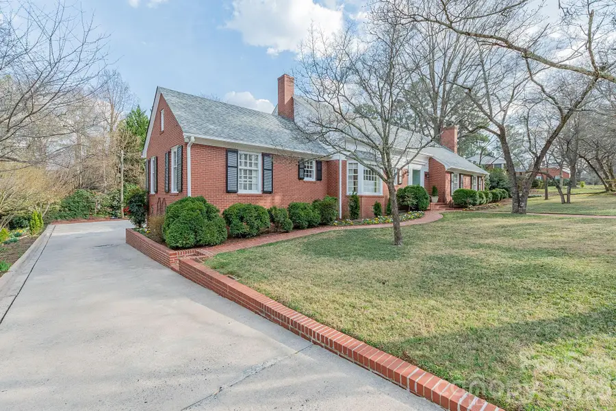 403 Weaver Drive, Lexington, NC 27292 - #2