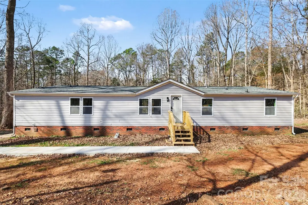5050 Park Creek Drive, Mount Holly, NC 28120 - #1
