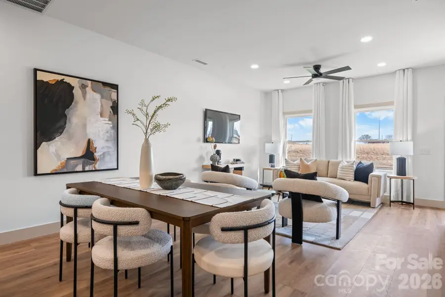 2117 24th Street Lane Se, Hickory, NC 28602 - #3