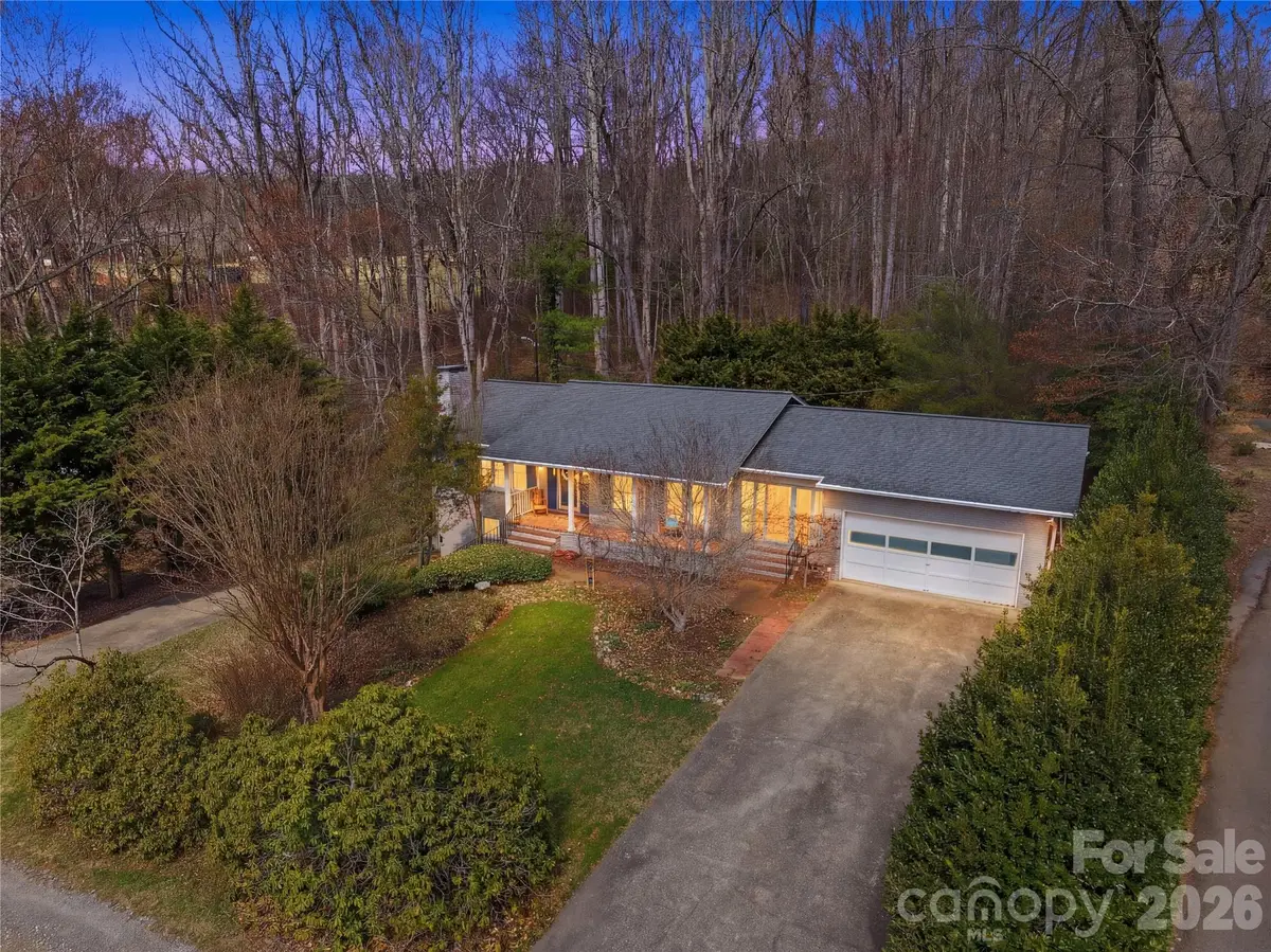 65 Westend Circle, Waynesville, NC 28785 - #1