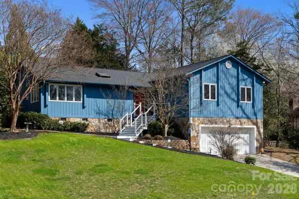 1432 Jules Court, Charlotte, NC 28226