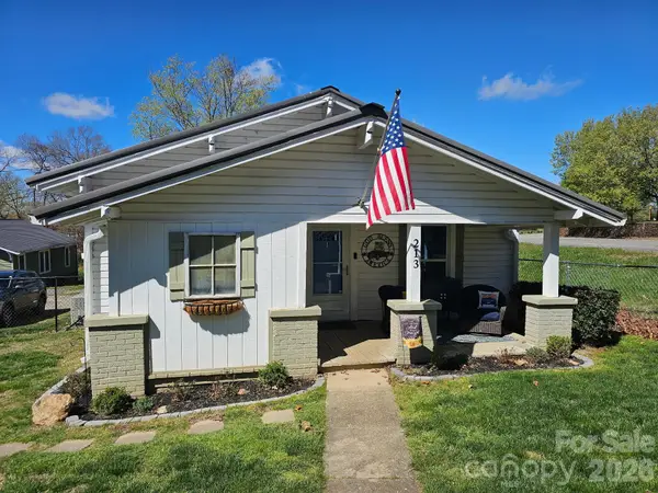 213 Colombo Street Nw, Valdese, NC 28690