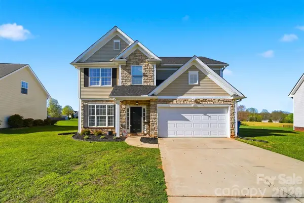 5050 Orchard Park Drive, Hickory, NC 28602