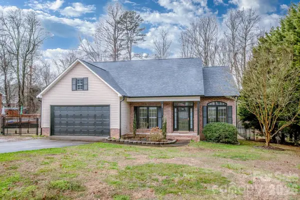 225 Delview Drive, Cherryville, NC 28021