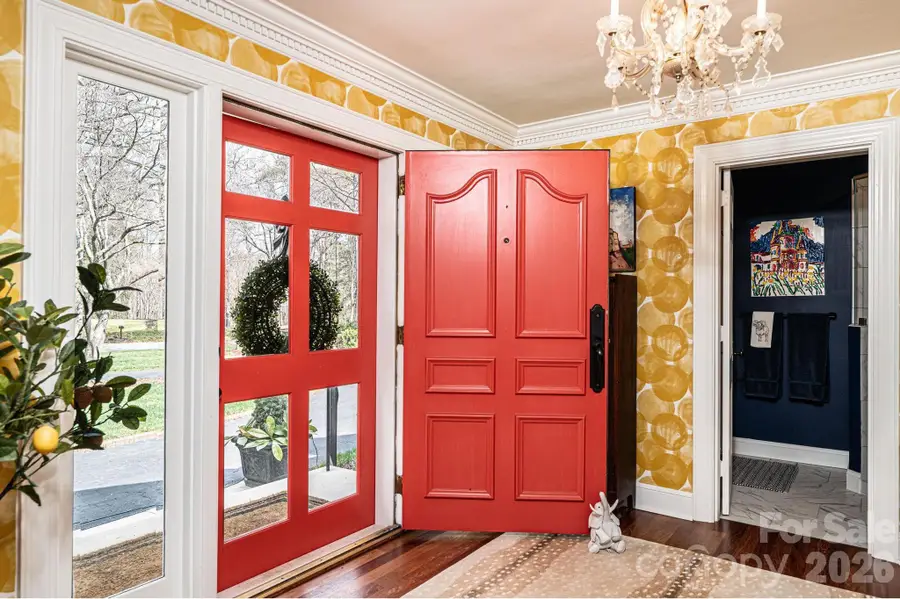 935 18th Avenue Drive Nw, Hickory, NC 28601 - #3