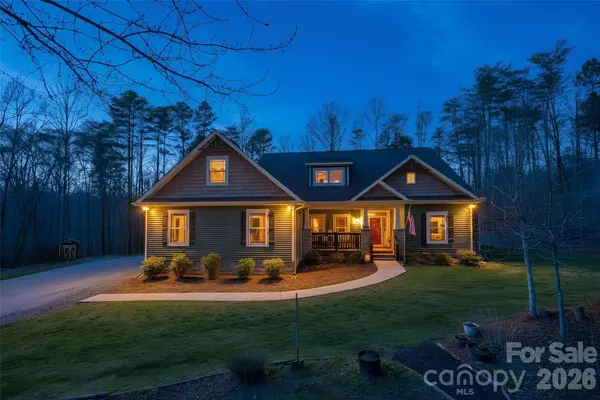 211 Holly Ridge Road, Dallas, NC 28034