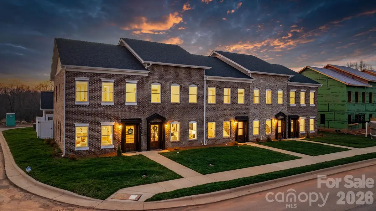 2119 24th Street Lane Se, Hickory, NC 28602 - #1