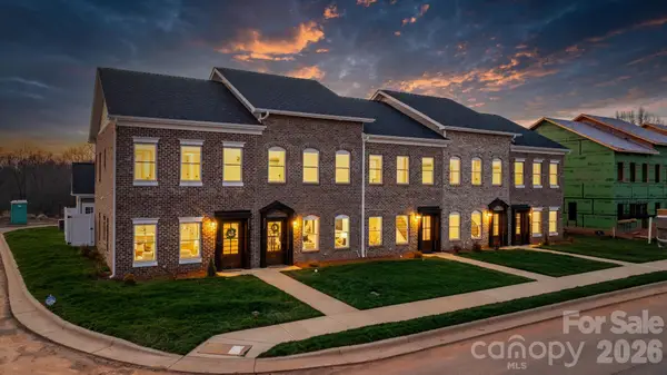 2119 24th Street Lane Se, Hickory, NC 28602