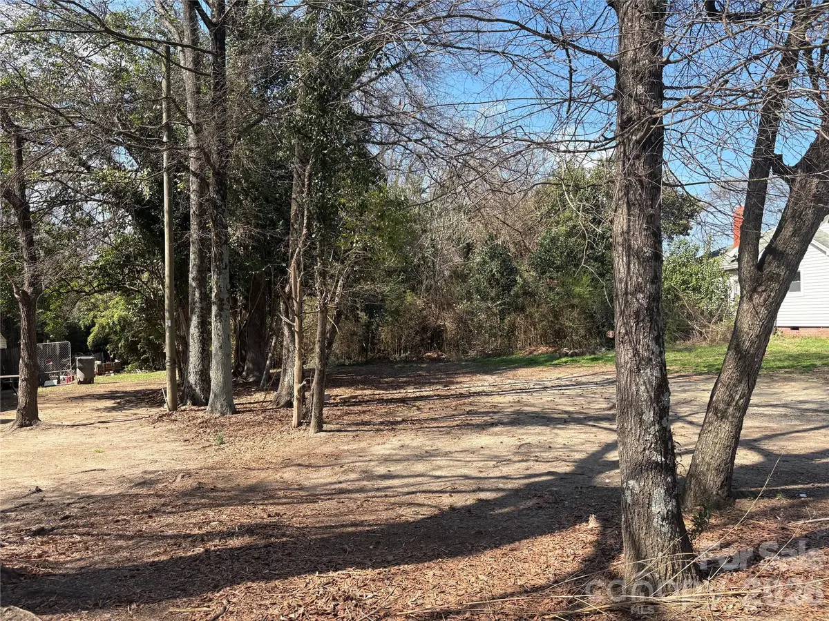 2206 Highland Street, Charlotte, NC 28208 - #1