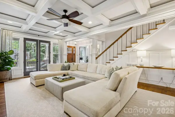 2221 Kenmore Avenue, Charlotte, NC 28204