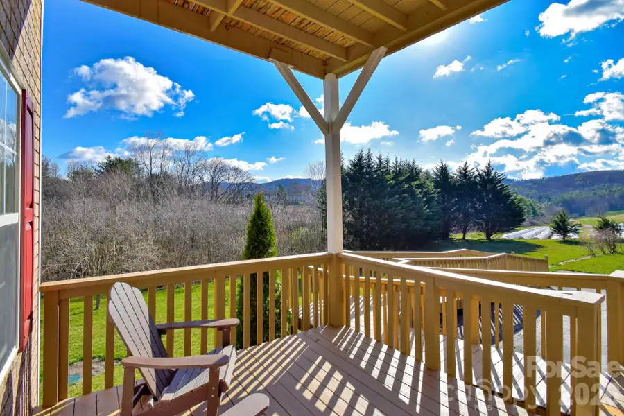 308 Lakeview Drive, Deep Gap, NC 28618 - #2