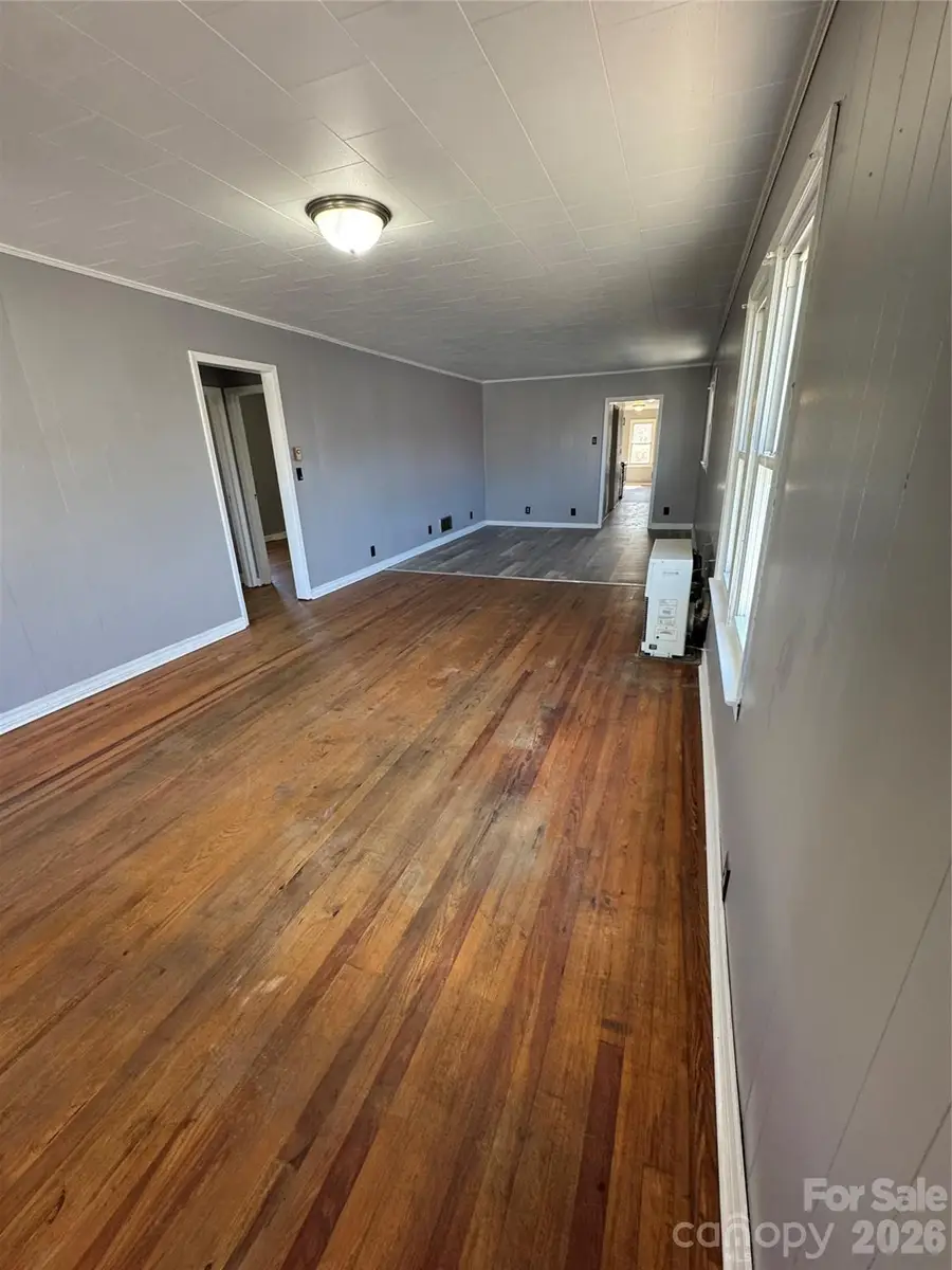 80 English Street, Spruce Pine, NC 28777 - #2