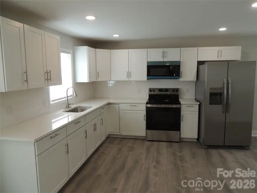 146 Loomis Street, Chester, SC 29706 - #3